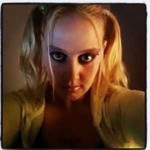 Meet your Posher, Marissa